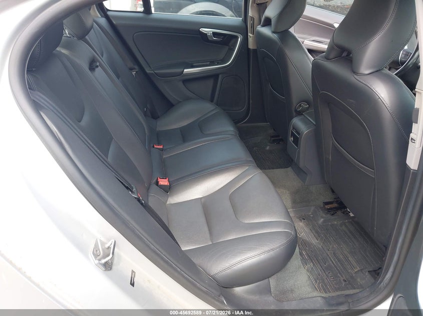 2015 Volvo S60 T5 Premier VIN: YV140MFB1F2316158 Lot: 45692589