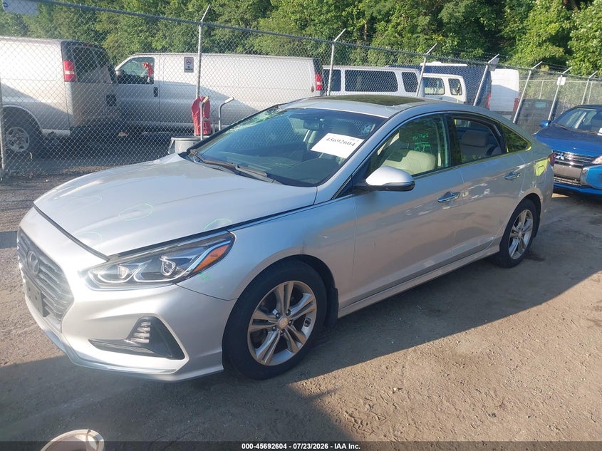 2018 HYUNDAI SONATA auction photo 2
