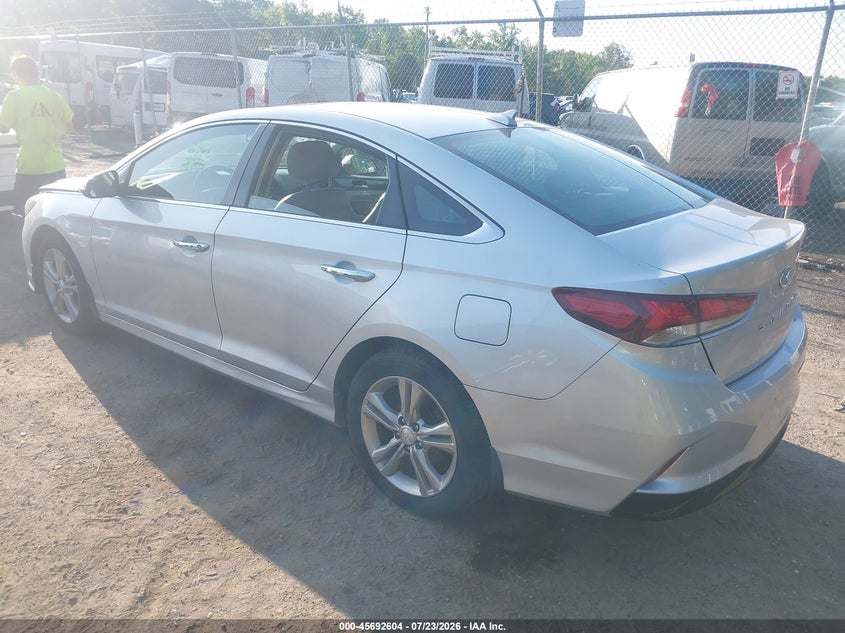 2018 HYUNDAI SONATA auction photo 3