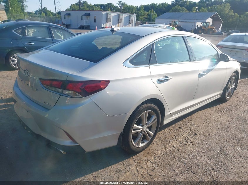 2018 HYUNDAI SONATA auction photo 4