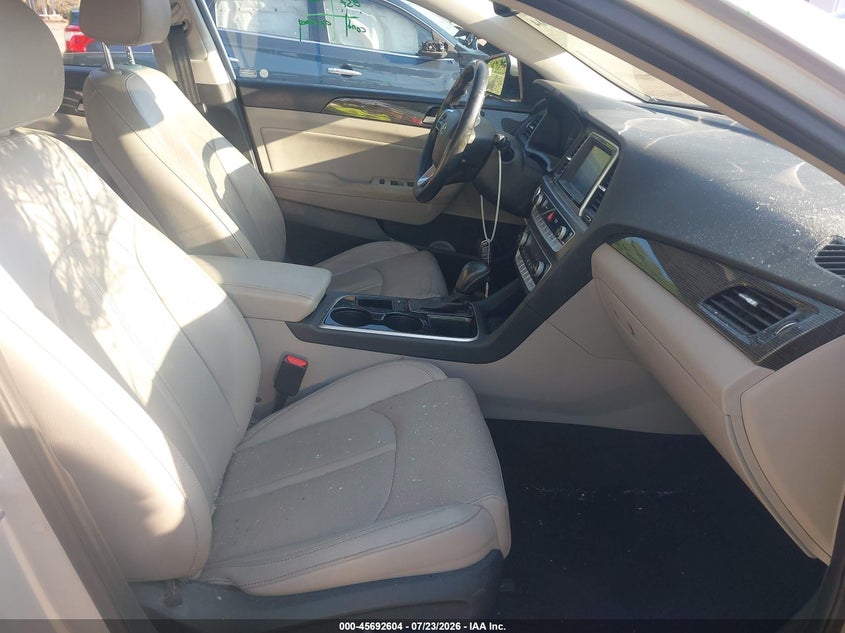 2018 HYUNDAI SONATA auction photo 5