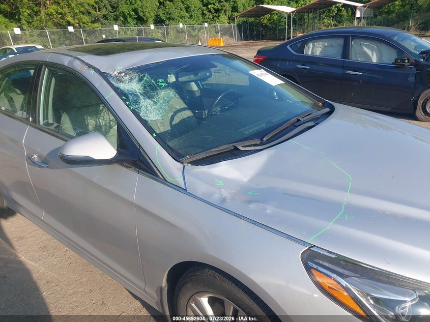 2018 HYUNDAI SONATA auction photo 6
