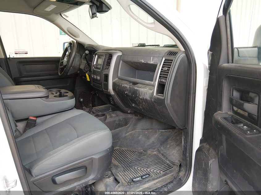 2016 RAM 2500 auction photo 5