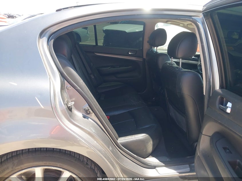 2011 INFINITI G37 auction photo 8