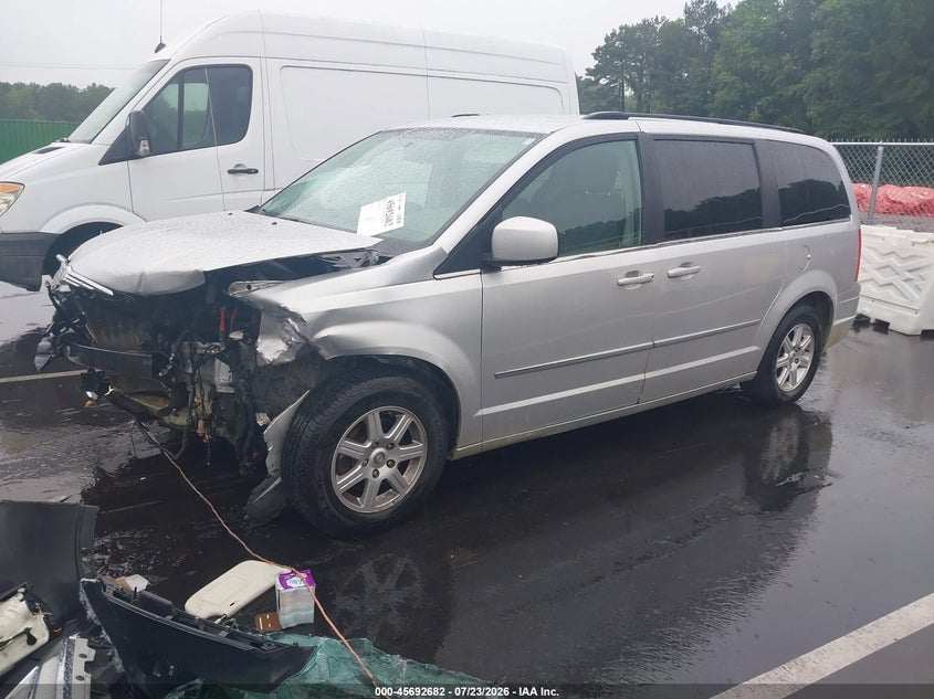 Vin: 2a4rr5d1xar460460, lot: 46191310, chrysler town & country touring 20102