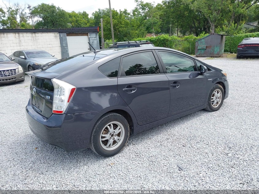 2011 Toyota Prius Two VIN: JTDKN3DUXB0317263 Lot: 45692752