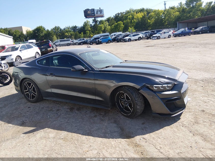 FORD MUSTANG - zdjęcie 13