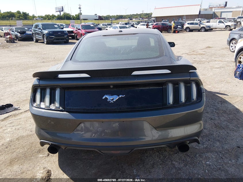 FORD MUSTANG - zdjęcie 16