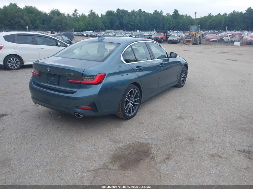 2020 BMW 330I XDRIVE · Photo 4