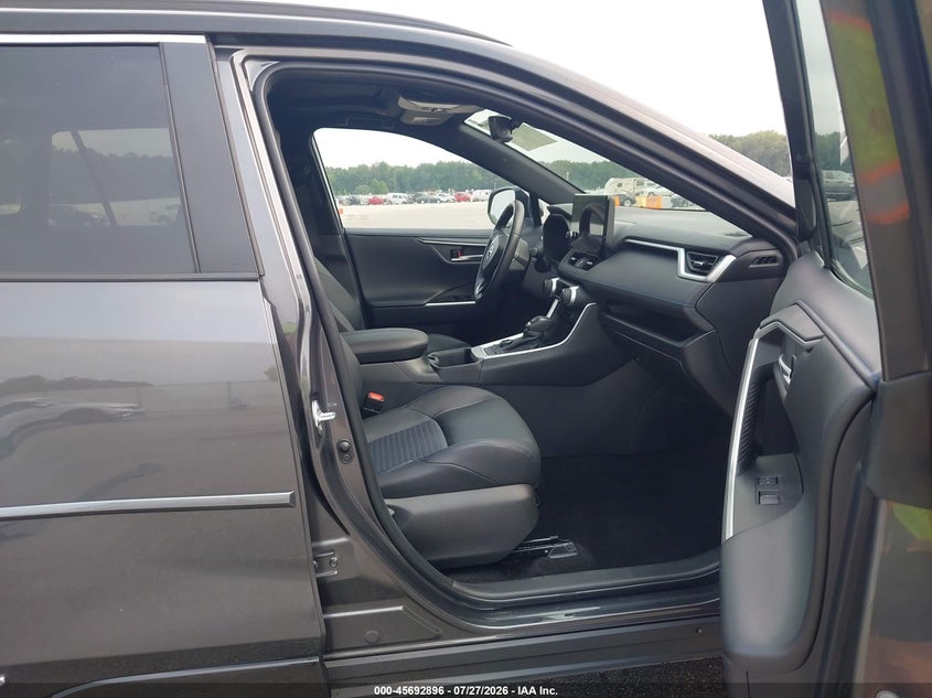 TOYOTA RAV4 HYBRID - zdjęcie 5