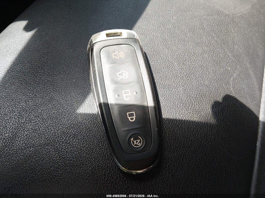 2017 Ford Escape Titanium VIN: 1FMCU0JD8HUA12304 Lot: 45692956