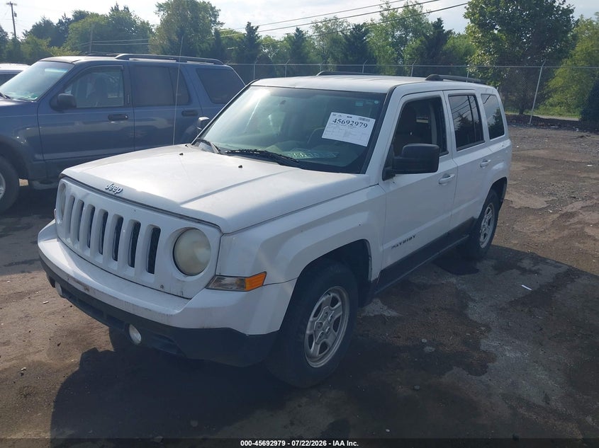 2016 Jeep Patriot Sport, Left Side, IAAI, VIN 1C4NJPBA4GD754202 — photo 2