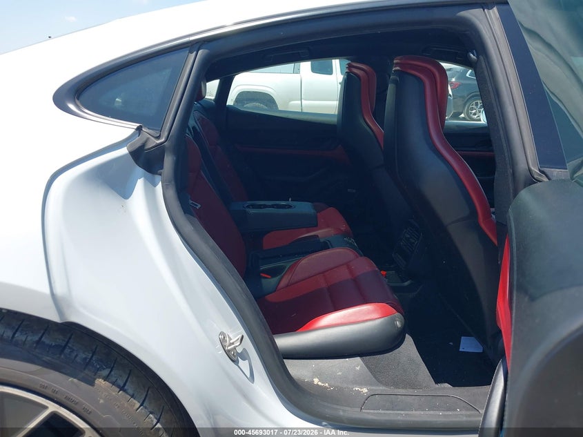 2022 PORSCHE TAYCAN auction photo 8