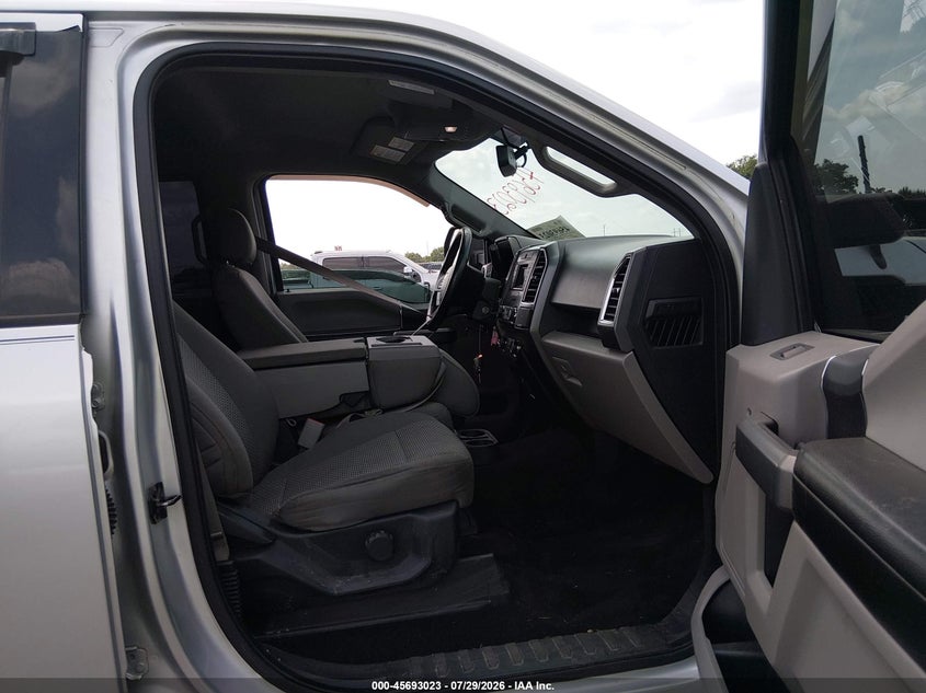 2015 FORD F-150 auction photo 5