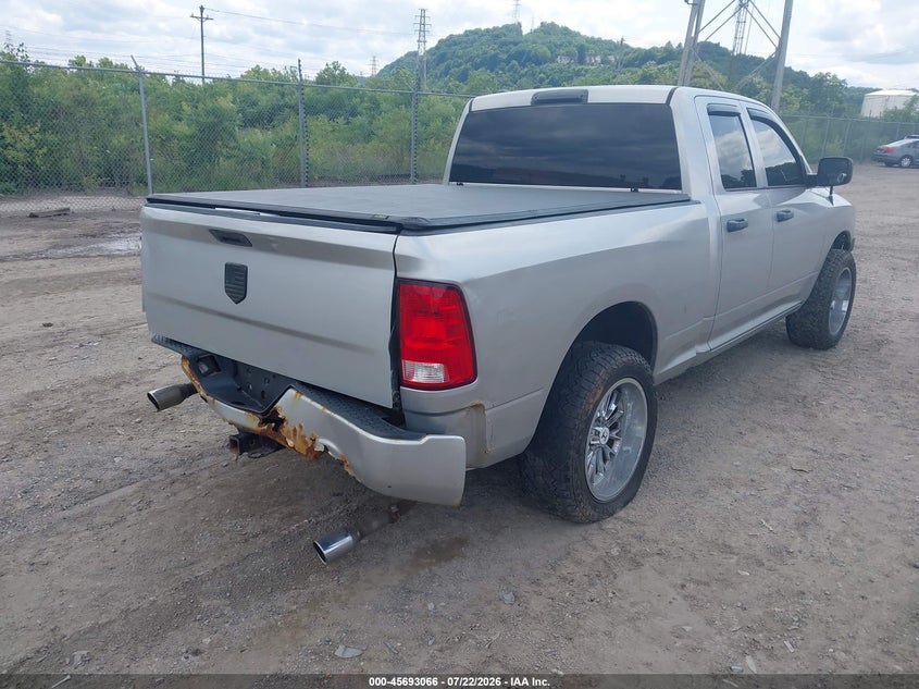 Vin: 1c6rr7ft5hs581882, lot: 46191694, ram 1500 express  4x4 6'4 box 20174