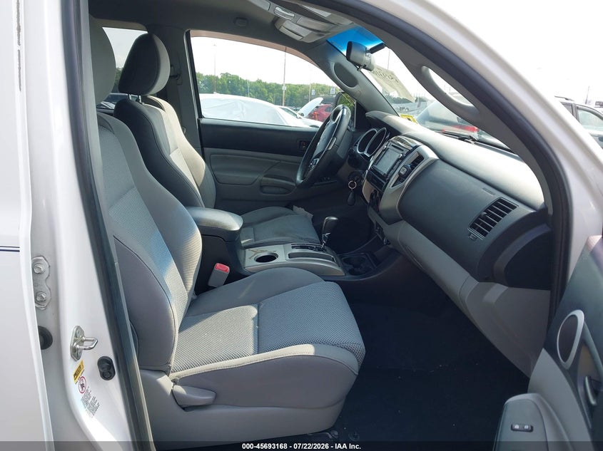 Фото 5 - TOYOTA TACOMA