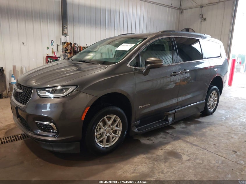 Vin: 2c4rc1bg1nr158794, lot: 46191832, chrysler pacifica touring l 20222