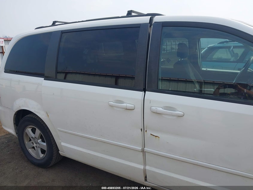 2011 Dodge Grand Caravan Mainstreet VIN: 2D4RN3DG4BR639589 Lot: 45693205