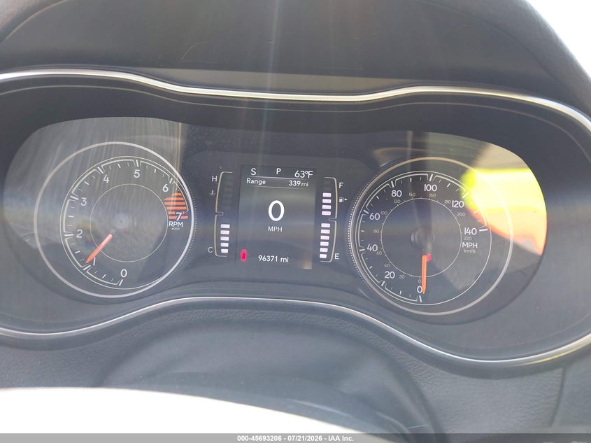2019 JEEP CHEROKEE auction photo 7