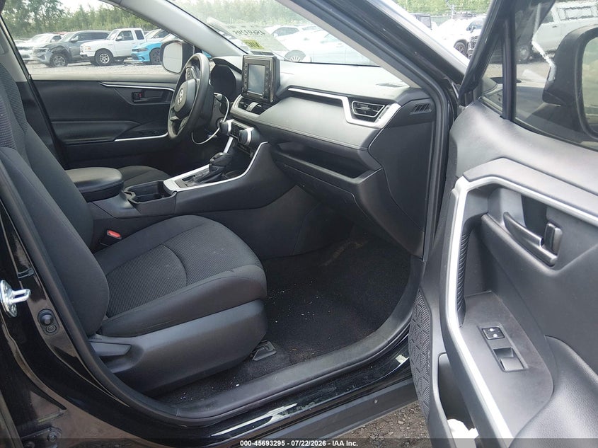 2020 TOYOTA RAV4 auction photo 5