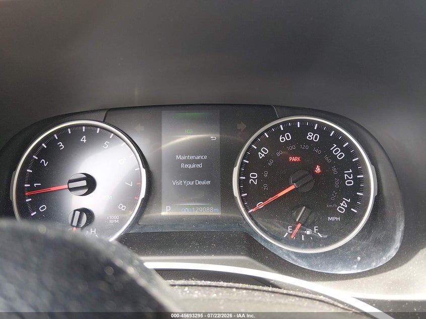 2020 TOYOTA RAV4 auction photo 7