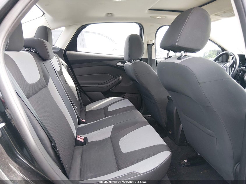 2014 FORD FOCUS auction photo 8