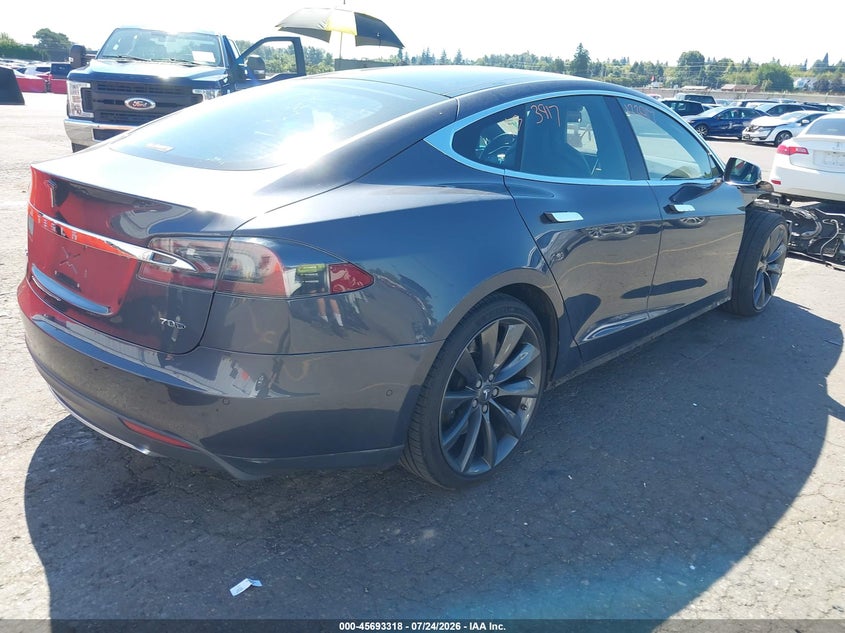 2016 TESLA MODEL S auction photo 4