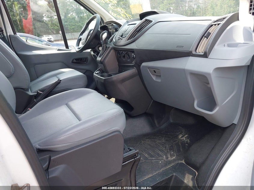 2018 FORD TRANSIT-150 auction photo 5