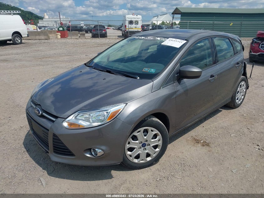 Vin: 1fahp3k22cl448313, lot: 46191971, ford focus se 20122