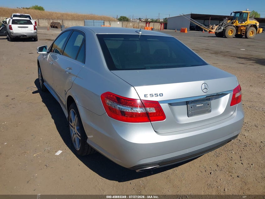 2010 MERCEDES-BENZ E 550 auction photo 3