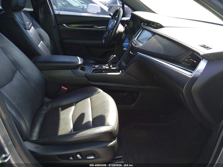 2020 CADILLAC XT5 auction photo 5
