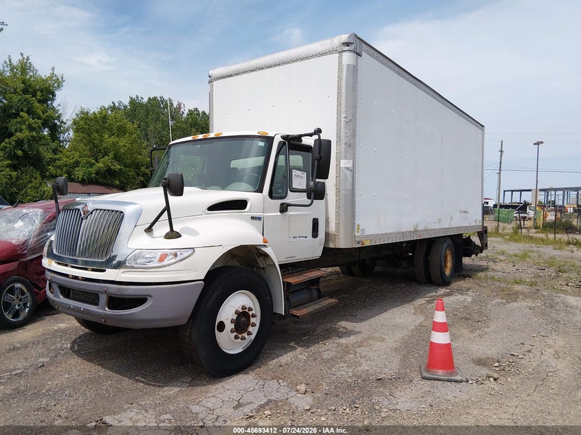 2012 INTERNATIONAL 4000 auction photo 2