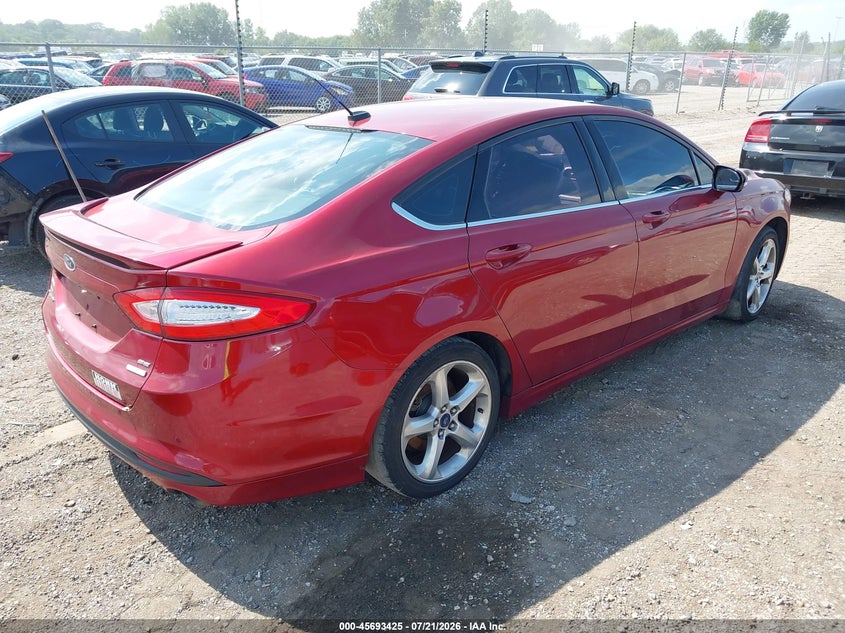 2016 FORD FUSION auction photo 4