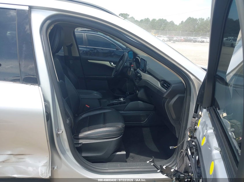 2020 FORD ESCAPE auction photo 5