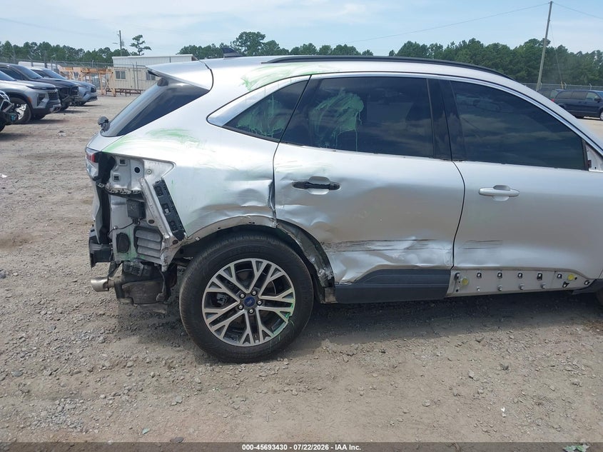 2020 FORD ESCAPE auction photo 6