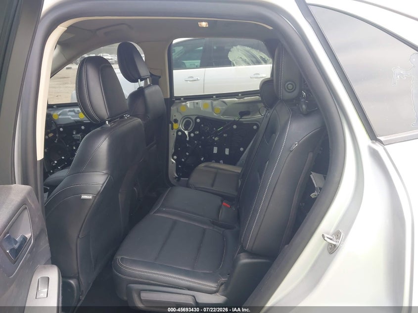 2020 FORD ESCAPE auction photo 8