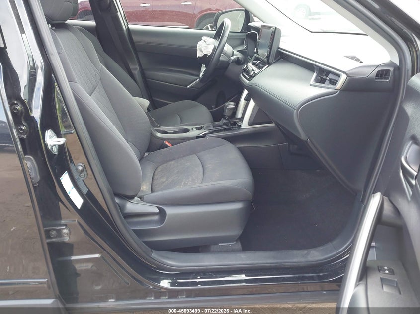 2022 Toyota Corolla Cross Le VIN: 7MUCAABG1NV018088 Lot: 45693499