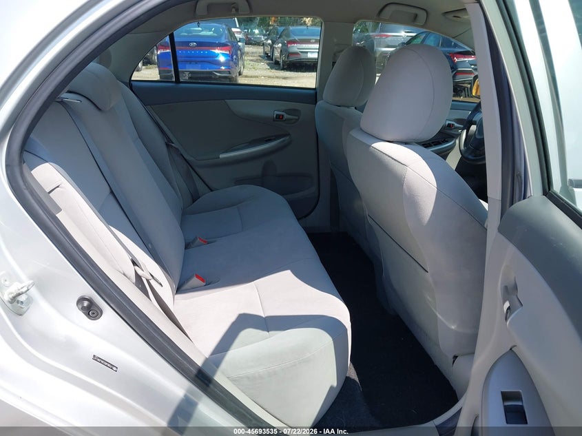 2010 TOYOTA COROLLA auction photo 8