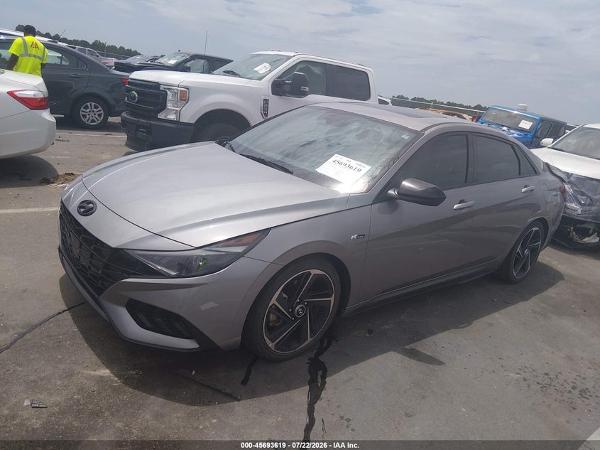 2023 HYUNDAI ELANTRA auction photo 2