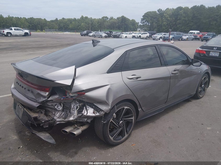 2023 HYUNDAI ELANTRA auction photo 4