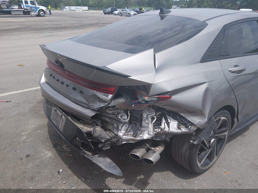 2023 HYUNDAI ELANTRA auction photo 6