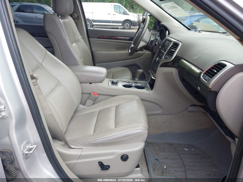 2011 JEEP GRAND CHEROKEE auction photo 5