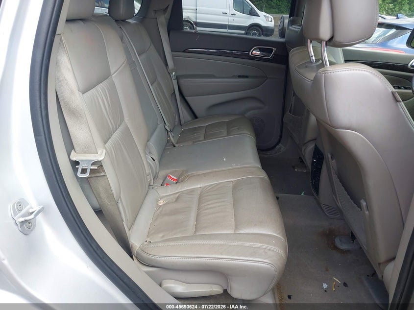 2011 JEEP GRAND CHEROKEE auction photo 8