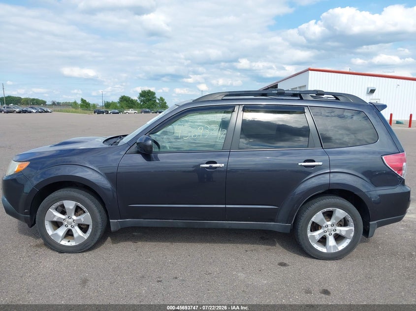 2009 SUBARU FORESTER auction photo 6