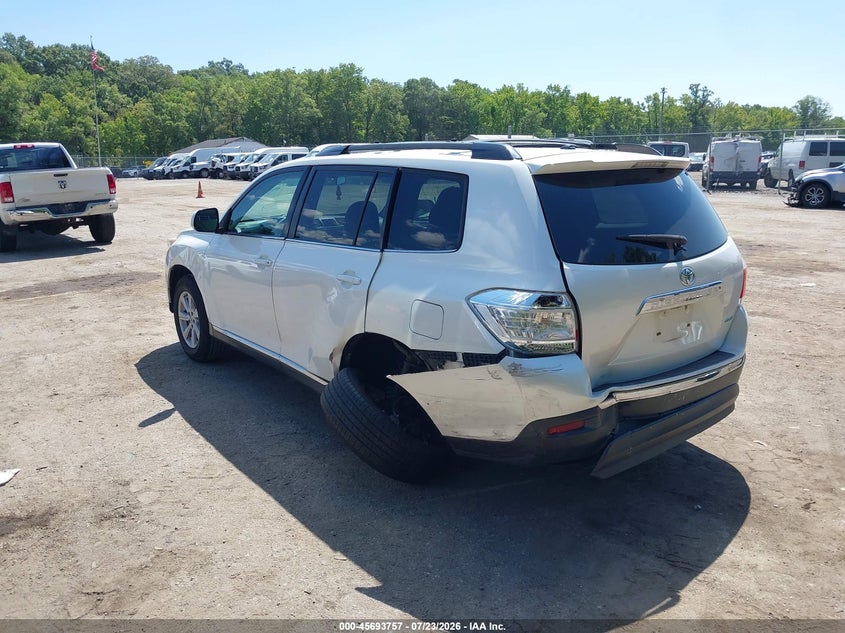 Vin: 5tdbk3eh5cs112782, lot: 46192385, toyota highlander base v6 20123