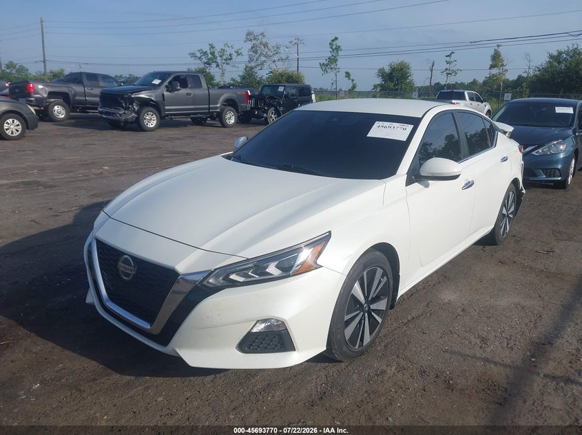 2022 Nissan Altima, Rear, IAAI, VIN 1N4BL4DVXNN322609 — photo 2