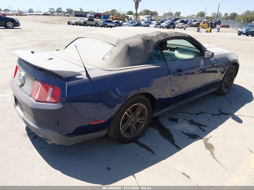 2012 FORD MUSTANG auction photo 4