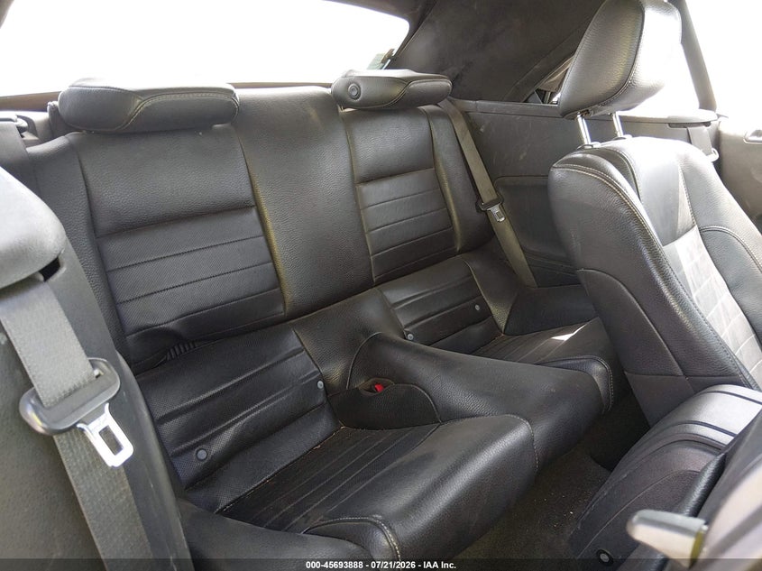 2012 FORD MUSTANG auction photo 8