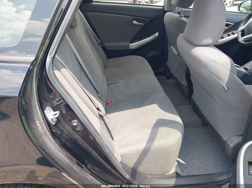 2014 TOYOTA PRIUS auction photo 8