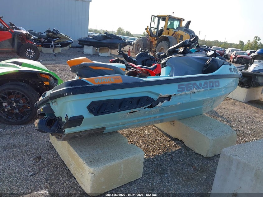2024 SEADOO WAKE PRO 230 auction photo 4